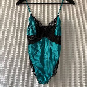 Wacoal teal satin black lace bodysuit adjustable straps snap closure small